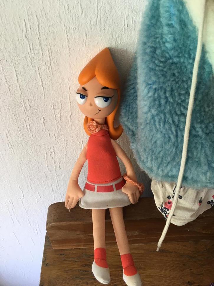 Disney popje / meisje Phineas FERB…., Verzamelen, Poppen, Gebruikt, Overige typen