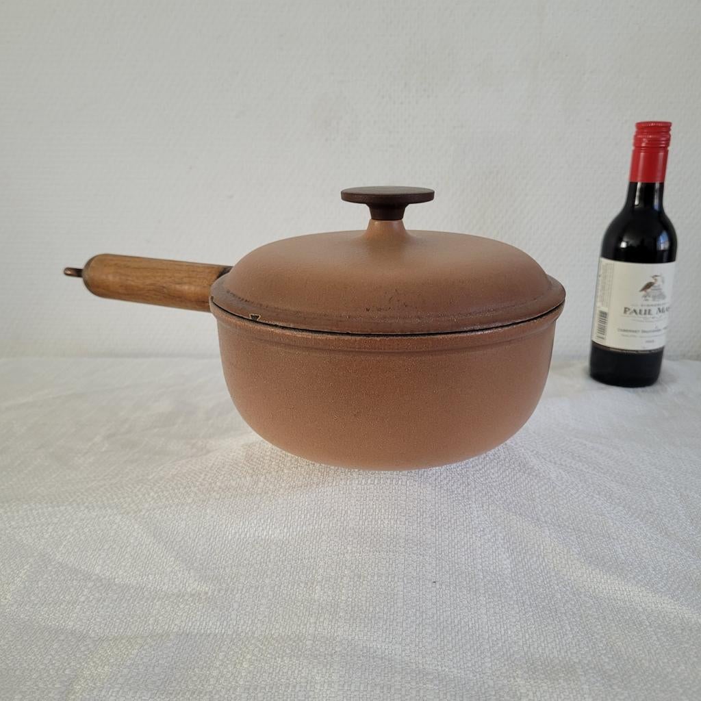 Le creuset gietijzer emaille braadpan sauspan steelpan, Gebruikt, Ophalen of Verzenden, Koekenpan of Braadpan, Gietijzer