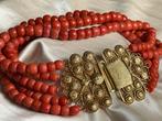“SUPER “ 100% Bloedkoralen Halsketting 18 karaat Gouden Slot, Antiek en Kunst, Antiek | Goud en Zilver, Ophalen, Goud