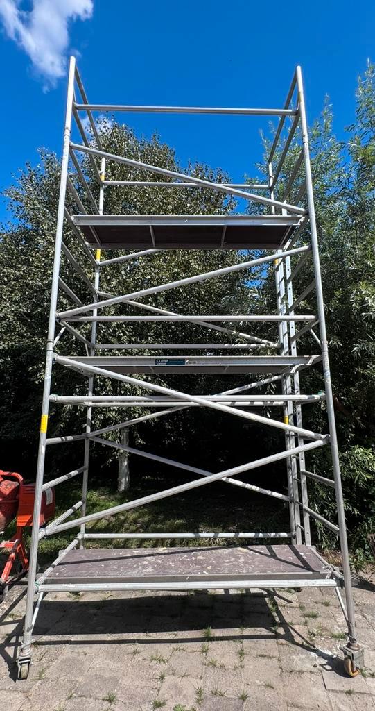 Steiger te koop van het merk Little Jumbo, Doe-het-zelf en Verbouw, Steigers, Zo goed als nieuw, Rolsteiger of Kamersteiger, 5 meter of hoger