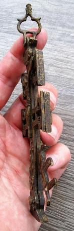17-18 de eeuw GROOT Brons Bronzen Relikwie Kruis Draagkruis, Antiek en Kunst, Antiek | Religie, Ophalen of Verzenden