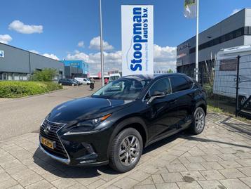 Lexus NX 300H AWD Luxury L. Ad.Cruise/Clima/Leder 72.790km