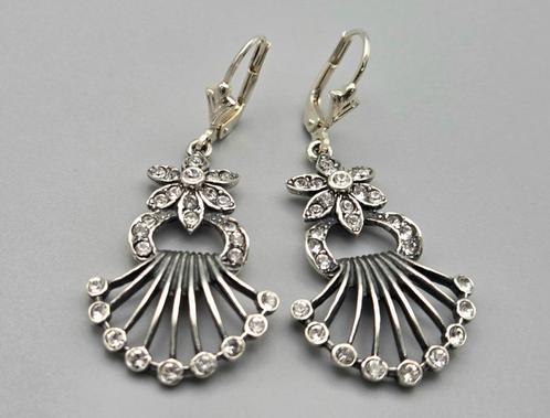 Zilveren Art Deco oorbellen met Swarovski. 2025/529, Sieraden, Tassen en Uiterlijk, Oorbellen, Nieuw, Hangers, Zilver, Met kristal
