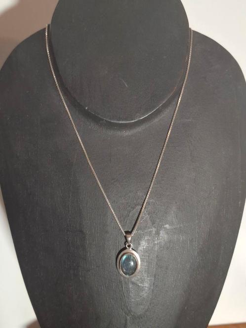 Vintage zilveren hanger met steen., Sieraden, Tassen en Uiterlijk, Kettingen, Zo goed als nieuw, Zilver, Zilver, Ophalen of Verzenden