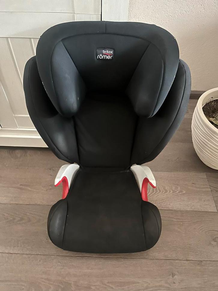 Römer Verstelbare Autostoel Kinderstoel, Kinderen en Baby's, Autostoeltjes, Gebruikt, Romer, 9 t/m 36 kg, Autogordel, Verstelbare rugleuning
