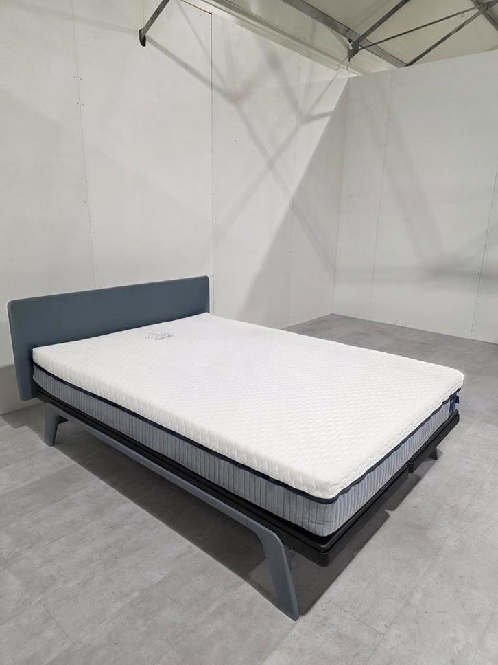 Auping Original Bed Twijfelaar 140x200 + Evolve Matras, Huis en Inrichting, Slaapkamer | Bedden, Zo goed als nieuw, Tweepersoons