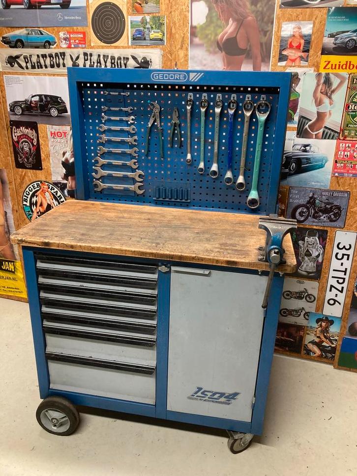 Gedore 1504 gereedschapswagen werkbank met bankschroef leeg, Auto diversen, Autogereedschap, Zo goed als nieuw, Ophalen