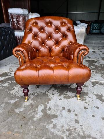 Chesterfield lounge fauteuil + GRATIS BEZORGING beschikbaar voor biedingen