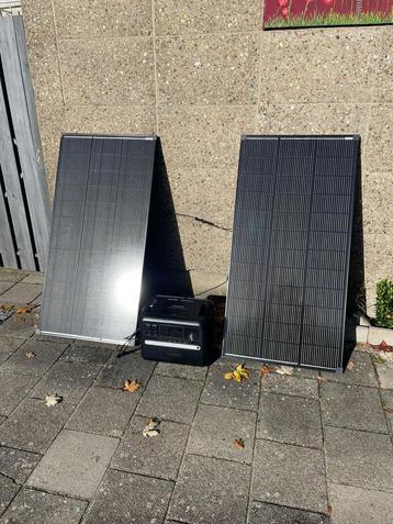 2400W Powerstation 2160Wh + 2x200w Zonnepaneel Thuisbatterij beschikbaar voor biedingen