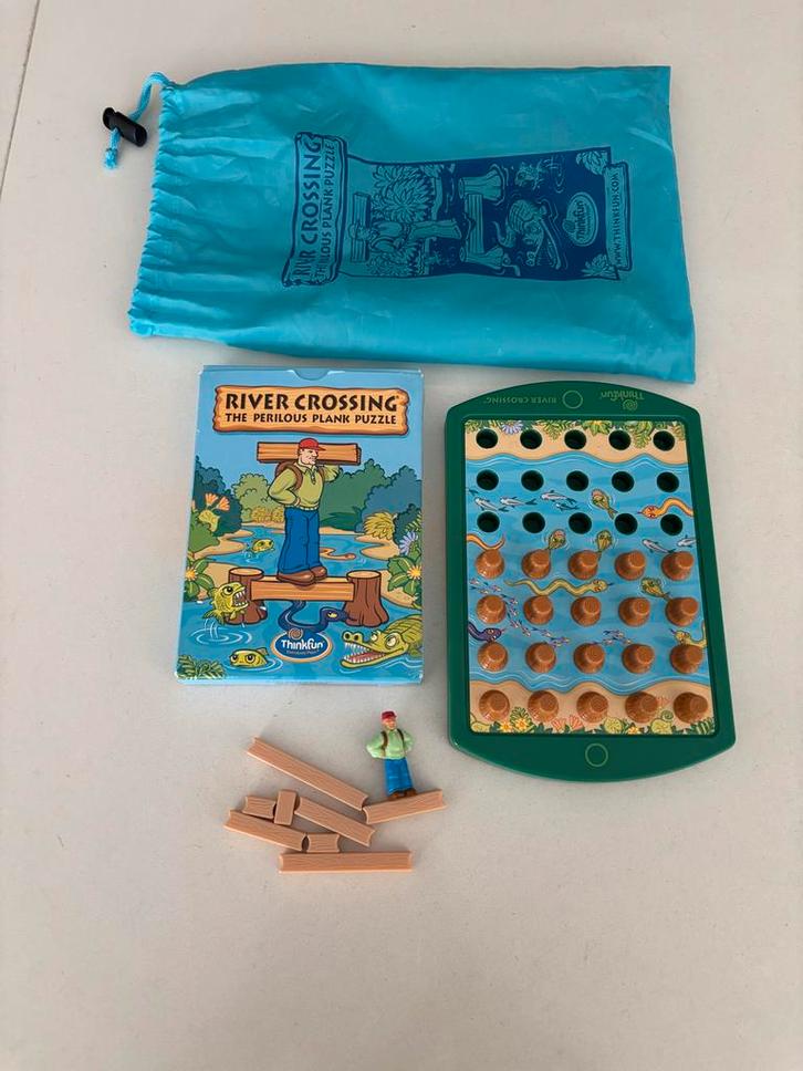 River Crossing Plank Puzzle - ThinkFun Smart games puzzel!, Kinderen en Baby's, Speelgoed | Educatief en Creatief, Zo goed als nieuw