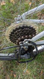 Hybridefiets voor kinderen 100 24 inch 9-12 jaar, Fietsen en Brommers, Decathlon BTWIN, Ophalen of Verzenden, Handrem, Gebruikt