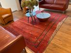 Rood wollen handgeknoopt vloerkleed, Huis en Inrichting, Stoffering | Tapijten en Kleden, Ophalen, Gebruikt, Modern klassiek, 200 cm of meer