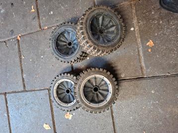 Set km racing monster wielen,  losi hpi  beschikbaar voor biedingen