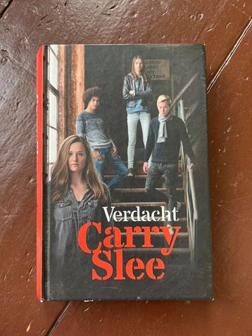 Carry Slee - Verdacht beschikbaar voor biedingen