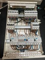 Elektrische schakelkast, Doe-het-zelf en Verbouw, Elektra en Kabels, Ophalen of Verzenden, Gebruikt, Schakelaar