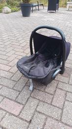 Maxi Cosi met - voeten zak - verkleiner - regenhoes, Kinderen en Baby's, Autostoeltjes, Autogordel, Ophalen of Verzenden, Zo goed als nieuw