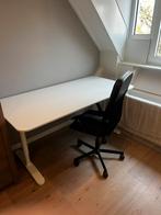 Net bureau met bureaustoel IKEA, Huis en Inrichting, Bureaus, Ophalen, Zo goed als nieuw