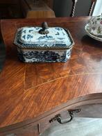 Antieke Chinese Dekseldoos met Bronzen Sierlijst, Antiek en Kunst, Ophalen of Verzenden