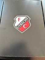 Gesigneerd shirt FC Utrecht 24/25 maat L, Sport en Fitness, Voetbal, Maat L, Ophalen of Verzenden, Nieuw, Shirt