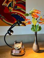 tafellamp “vintage telefoon”, Gebruikt, Vintage,Funky,Home,Decoratief,Cool,Design., Ophalen of Verzenden, Minder dan 50 cm