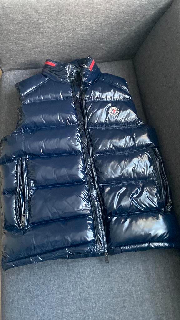 Moncler bodywarmer donkerblauw maat m, Kleding | Heren, Bodywarmers, Zo goed als nieuw, Maat 48/50 (M), Blauw, Ophalen