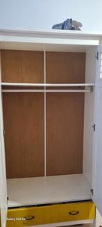 Vrolijke gele kast kan evt. samen met bijpassende comode., Huis en Inrichting, Kasten | Kledingkasten, Ophalen, Gebruikt, 50 tot 100 cm