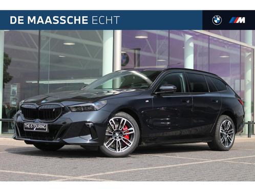 BMW i5 Touring eDrive40 M Sport / Panoramadak / Trekhaak / A, Auto's, BMW, Te koop, i5, Airconditioning, Alarm, Bochtverlichting