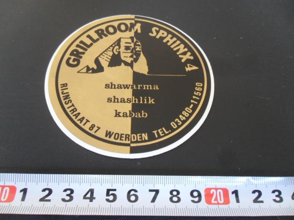 sticker Woerden Grillroom SPHINX 4  Rijnstraat 87  BS735, Ophalen, Zo goed als nieuw
