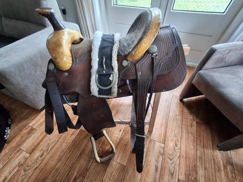 Diverse westernzadels + nieuwe westernpad, Dieren en Toebehoren, Paarden en Pony's | Zadels, Gebruikt, Western, Ophalen