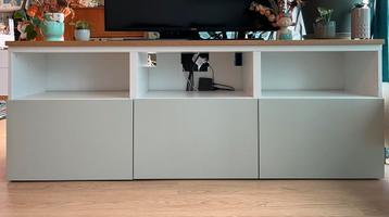 IKEA Besta tv meubel beschikbaar voor biedingen