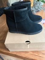 Ugg zwart maat 40, Ophalen, Zo goed als nieuw, Zwart
