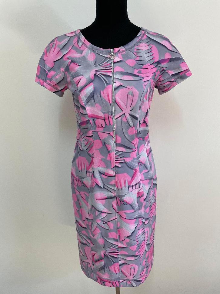 J80 - Roze Marc Cain jurk maat 3 = 38 (1), Kleding | Dames, Jurken, Zo goed als nieuw, Maat 38/40 (M), Roze, Boven de knie, Ophalen of Verzenden