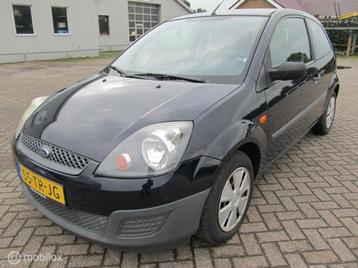 Ford Fiesta 1.3-8V Style, superschoon, met airco en NAP pas beschikbaar voor biedingen