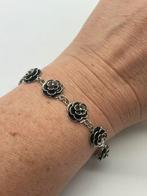 C149 Prachtige zilveren armband roosjes, Ophalen of Verzenden, X, Zilver, Zilver