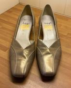 Pumps leer maat 7, Ophalen of Verzenden, Zo goed als nieuw, Beige