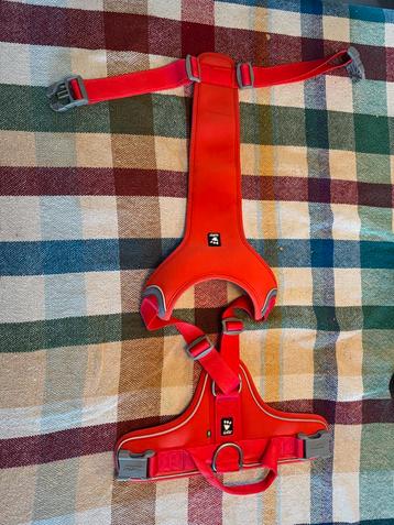 Hurtta Weekend Warrior Maat 80-100 32-39 beschikbaar voor biedingen