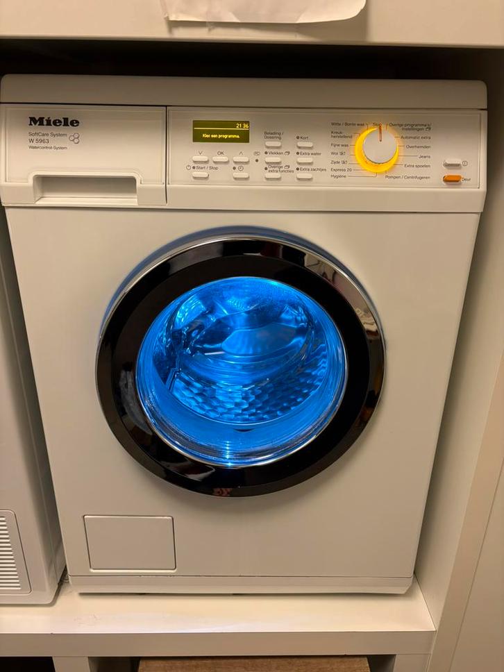 GRATIS Miele Soft-care system W 5963 wasmachine, Witgoed en Apparatuur, Wasmachines, Gebruikt, Voorlader, 6 tot 8 kg, 85 tot 90 cm