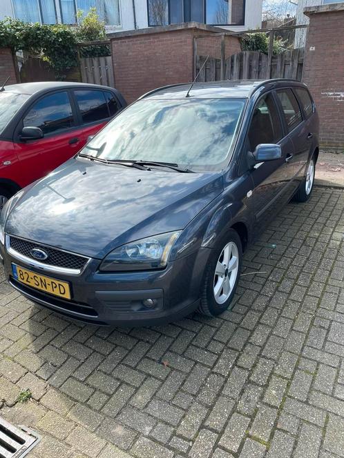 Ford Focus 1.6 2e eigenaar met maar 143300 km, Auto's, Ford, Particulier, Focus, ABS, Airbags, Airconditioning, Centrale vergrendeling