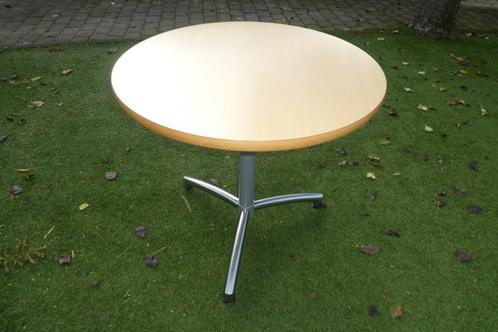 Bijzettafel/terrastafel, driepoot onderstel, 1 tot 3 stuks, Huis en Inrichting, Tafels | Bijzettafels, Zo goed als nieuw, Rond