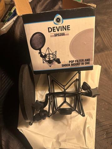 shockmount met popfilter  (devine SPS200) beschikbaar voor biedingen