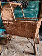 Retrokeetje/Vintage/Rieten/Wiegje/Pop, Antiek en Kunst, Curiosa en Brocante, Ophalen of Verzenden