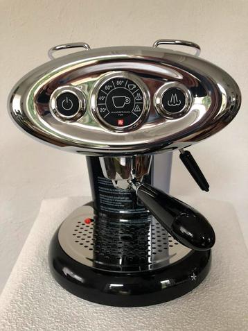 Illy francis francis x7.1 zwart als nieuw beschikbaar voor biedingen