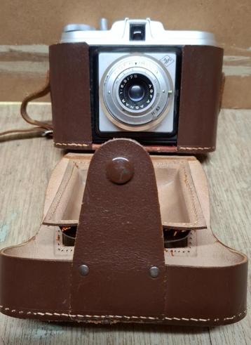 Oude fotocamera's beschikbaar voor biedingen