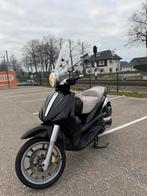 Piaggio Beverly 500 met Akrapovic uitlaat en alarm, Ophalen, Gebruikt, Overige modellen, Benzine