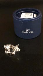 NIEUWSTAAT SWAROVSKI ZODIAC VARKEN, Verzamelen, Swarovski, Ophalen of Verzenden, Zo goed als nieuw, Figuurtje