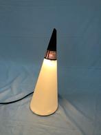 Iconische Iota Tafellamp door Hikaru Mori voor Nemo Cassina, Huis en Inrichting, Ophalen of Verzenden, Minder dan 50 cm