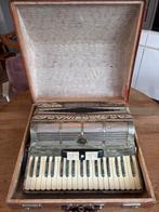 Borsini Castelfidardo Accordeon - Toetsenaccordeon, Gebruikt, Overige formaten, Toetsaccordeon, Met koffer