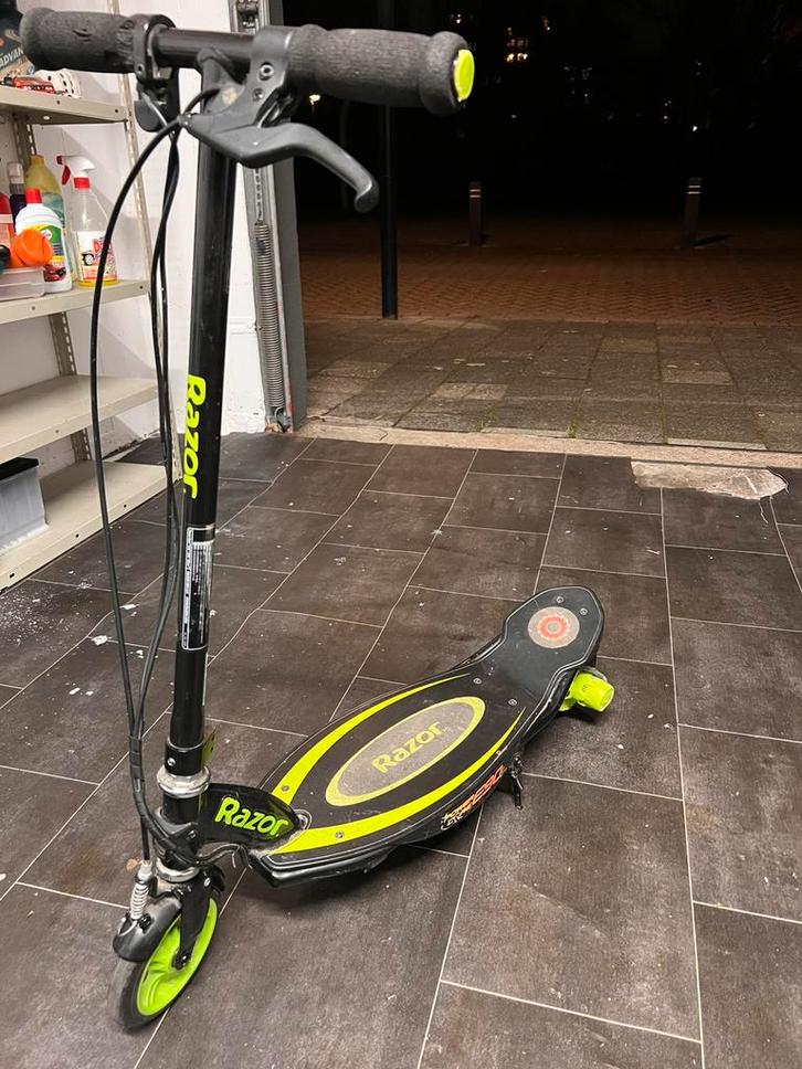 Razor Power Core E90 elektrische step opknapper, Fietsen en Brommers, Steps, Gebruikt, Elektrische step (E-scooter), Ophalen of Verzenden
