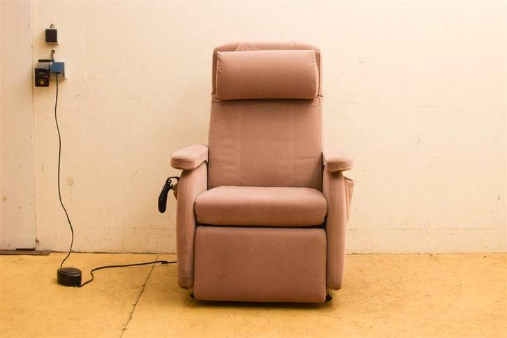 Doge Sta op Stoel / Fauteuil 47623, Huis en Inrichting, Fauteuils, Gebruikt, Stof, 50 tot 75 cm, 75 tot 100 cm, Ophalen of Verzenden