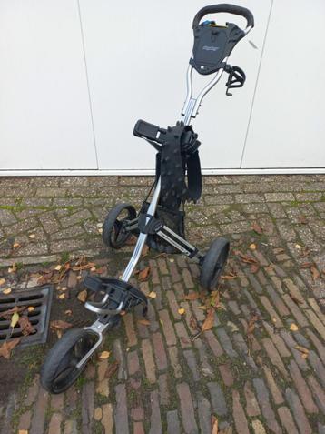 Golftrolley beschikbaar voor biedingen